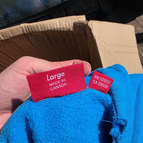 Supreme x Dr. Seuss Hoodie " Cat in the Hat Bright Royal" - Picture 4 of 6